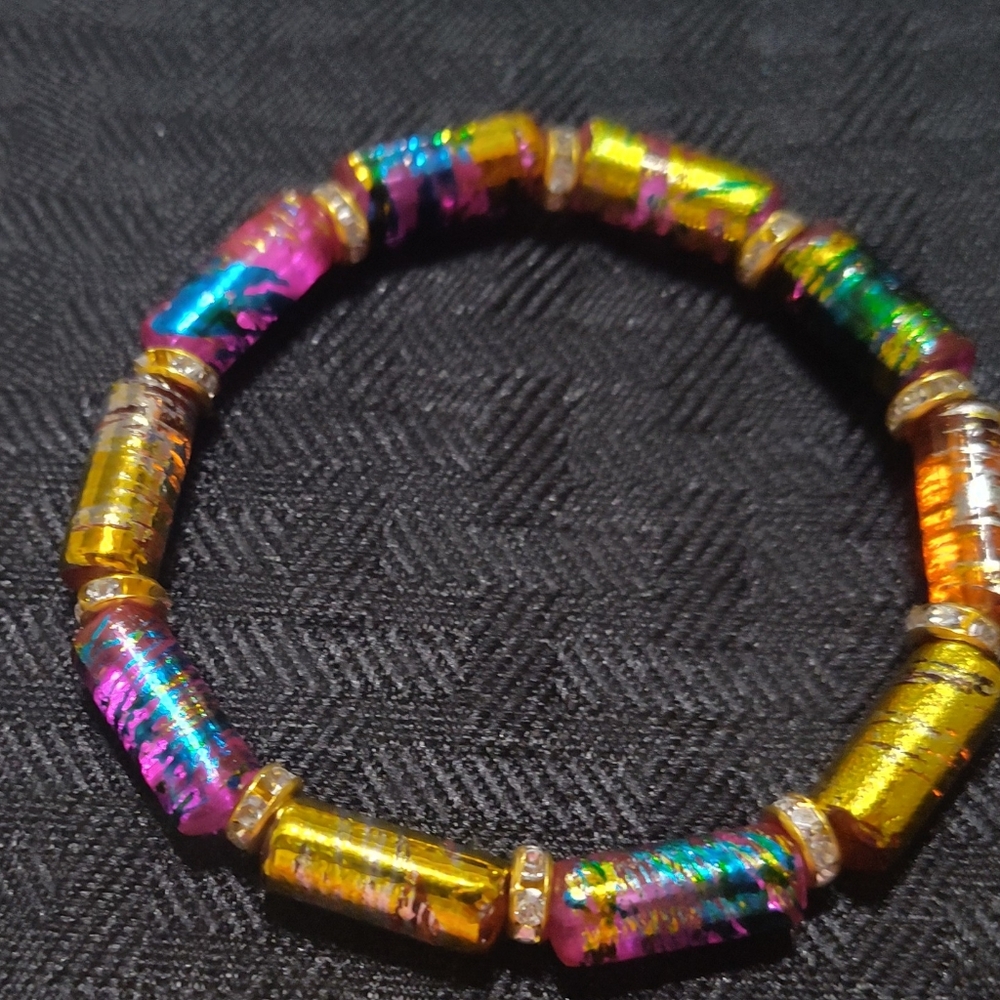 Beautiful multi colored bracelets - Picture 3 of 4